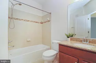 24620 Byrne Meadow Square, Aldie, VA 20105 - Photo 27