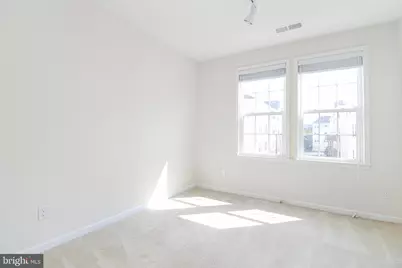 24620 Byrne Meadow Square #300, Aldie, VA 20105 - Photo 19