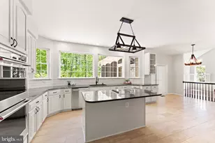 817 Kenneth Pl SE, Leesburg, VA 20175 - Photo 29