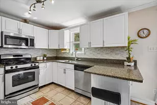 712 N Sterling Blvd, Sterling, VA 20164 - Photo 13