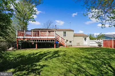 712 N Sterling Boulevard, Sterling, VA 20164 - Photo 3