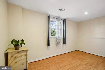 712 N Sterling Boulevard, Sterling, VA 20164 - Photo 21
