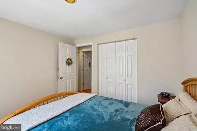 712 N Sterling Boulevard, Sterling, VA 20164 - Photo 17