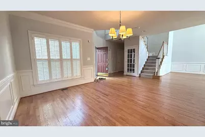 19913 Naples Lakes Terrace, Ashburn, VA 20147 - Photo 5