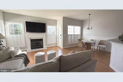 19913 Naples Lakes Terrace, Ashburn, VA 20147 - Photo 11