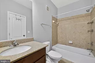 19464 Promenade Dr, Leesburg, VA 20176 - Photo 25