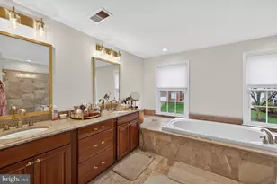 43918 Cheltenham Cir, Ashburn, VA 20147 - Photo 37