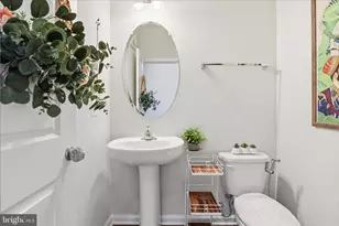 920 California Dr NE, Leesburg, VA 20176 - Photo 21