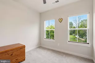 15 S Locust St, Lovettsville, VA 20180 - Photo 37