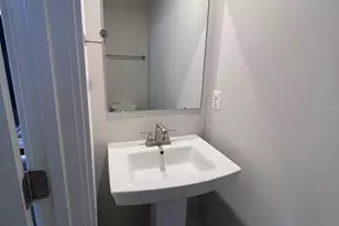 42593 Burbank Terrace, Sterling, VA 20166 - Photo 9