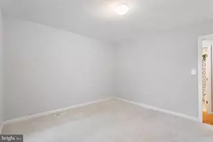 412 S Maple Ave, Purcellville, VA 20132 - Photo 17