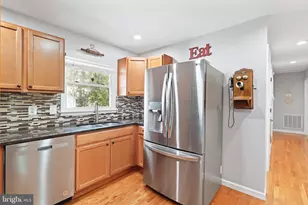 412 S Maple Ave, Purcellville, VA 20132 - Photo 9