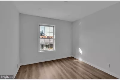 222 N Auburn Drive, Sterling, VA 20164 - Photo 13