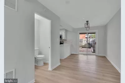 222 N Auburn Drive, Sterling, VA 20164 - Photo 5