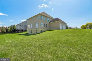 42010 Mill Quarter Pl, Ashburn, VA 20148 - Photo 55