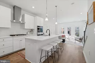 46037 Woodpecker Sq, Sterling, VA 20165 - Photo 9