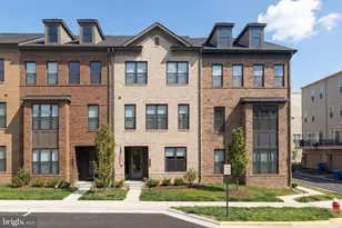 42338 Nelsonville Ter, Brambleton, VA 20148 - Photo 1