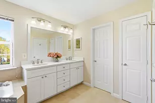 43181 Cardston Pl, Leesburg, VA 20176 - Photo 37