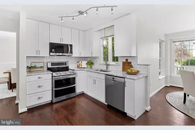 35786 Chapel Hill Court, Round Hill, VA 20141 - Photo 11