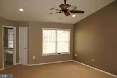 47567 Royal Burnham Terrace, Sterling, VA 20165 - Photo 15