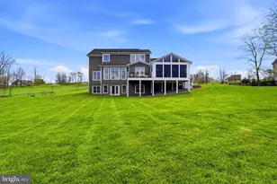 35264 Greyfriar Dr, Round Hill, VA 20141 - Photo 73