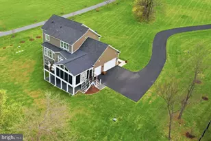 35264 Greyfriar Dr, Round Hill, VA 20141 - Photo 75