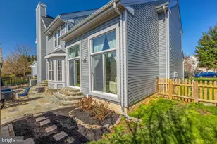 43943 Rochelle Ct, Ashburn, VA 20147 - Photo 3