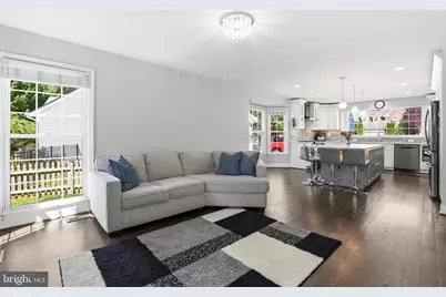 43943 Rochelle Court, Ashburn, VA 20147 - Photo 9