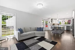 43943 Rochelle Ct, Ashburn, VA 20147 - Photo 9