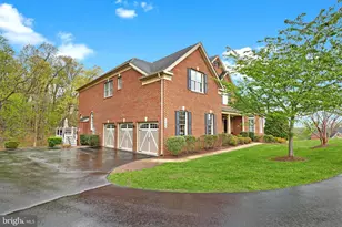 17926 Skip Away Ct, Leesburg, VA 20175 - Photo 5
