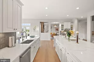 41960 Barnsdale View Ct, Ashburn, VA 20148 - Photo 7