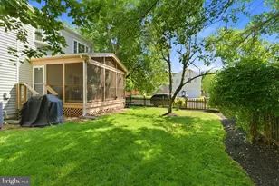 62 McPherson Cir, Sterling, VA 20165 - Photo 37