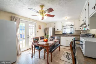 599 Rockbridge Dr SE, Leesburg, VA 20175 - Photo 11