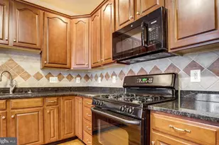 25859 Kirkwood Square, Chantilly, VA 20152 - Photo 15