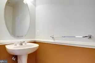 25859 Kirkwood Square, Chantilly, VA 20152 - Photo 19