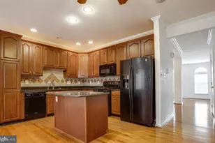 25859 Kirkwood Square, Chantilly, VA 20152 - Photo 11