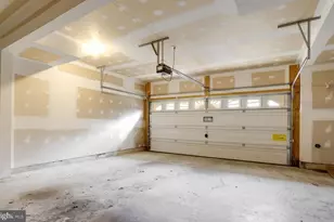 25859 Kirkwood Square, Chantilly, VA 20152 - Photo 33