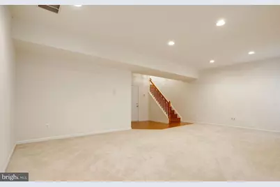 25859 Kirkwood Square, Chantilly, VA 20152 - Photo 29