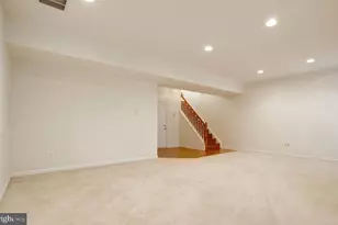 25859 Kirkwood Square, Chantilly, VA 20152 - Photo 29