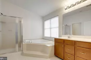 25859 Kirkwood Square, Chantilly, VA 20152 - Photo 25