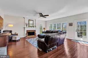 26163 Glasgow Dr, Chantilly, VA 20152 - Photo 31