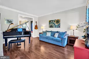 26163 Glasgow Dr, Chantilly, VA 20152 - Photo 5