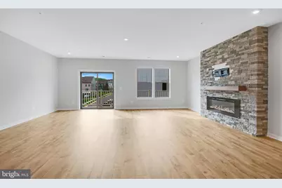 222 Petite Sirah Terrace SE, Leesburg, VA 20175 - Photo 3