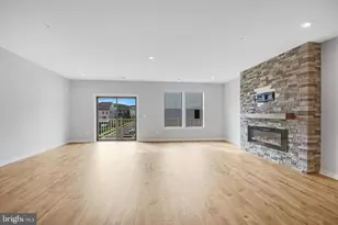 222 Petite Sirah Terrace SE, Leesburg, VA 20175 - Photo 3