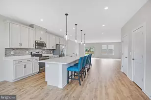 222 Petite Sirah Terrace SE, Leesburg, VA 20175 - Photo 5