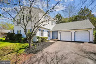 250 E Juniper Ave E, Sterling, VA 20164 - Photo 9