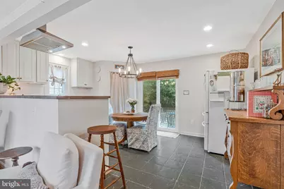 560 Rockbridge Drive SE, Leesburg, VA 20175 - Photo 5