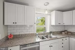 20919 Watermill Rd, Purcellville, VA 20132 - Photo 17