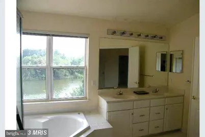 21505 Trowbridge Square, Ashburn, VA 20147 - Photo 7