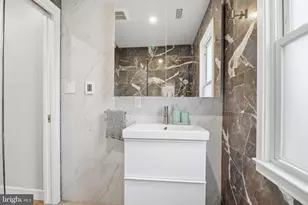 407 Autumn Olive Way, Sterling, VA 20164 - Photo 33